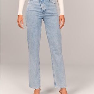 Ultra High Rise 90s Straight Jean